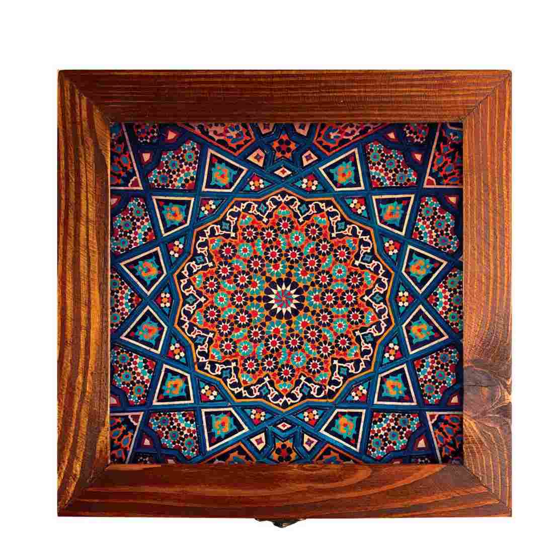 جعبه چوبی برای هدیه با طرح الهام گرفته از هنر ایرانی میناکاری