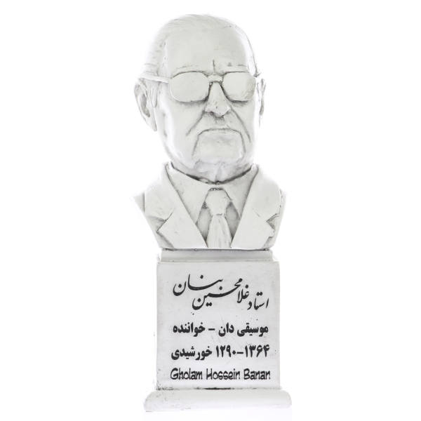 تندیس غلامحسین بنان، موسیقیدان و خواننده ایرانی