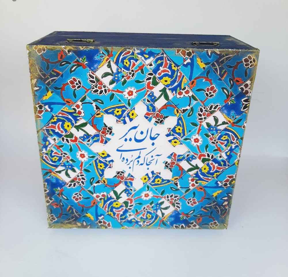جعبه چای چوبی زیبا با محفظه‌های صندوقی و الهام گرفته از اشعار فارسی