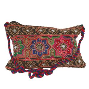 کیف رودوشی گلدوزی شده طرح بلوچی طرح حنا