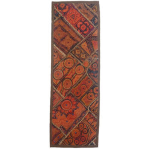 رومیزی گلدوزی شده طرح نهال