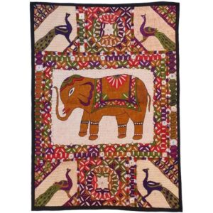 رومیزی دست‌دوز مدل قاب حیوانات