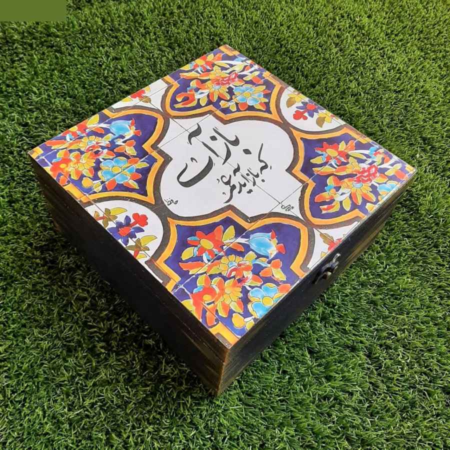 جعبه نگهداری چای چوبی با طراحی سنتی و صندوقچههای داخلی