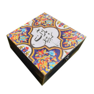 جعبه نگهداری چای چوبی با طراحی سنتی و صندوقچه‌های داخلی