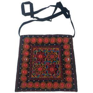 کیف رودوشی گلدوزی شده قومی بلوچی نسخه مشکی III