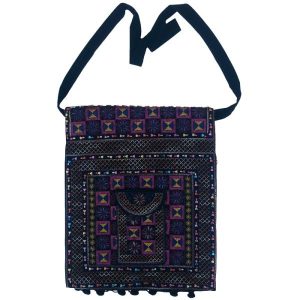 کیف رودوشی گلدوزی شده قومی بلوچی کارا II