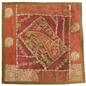 روکش کوسن گلدوزی شده – طرح تاراس