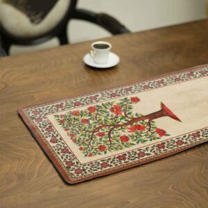 رومیزی مخمل کرم طرح پرشین الگانت مدل خوشه