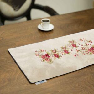 رومیزی مخمل کرم طرح پرشین الگانت بهارک