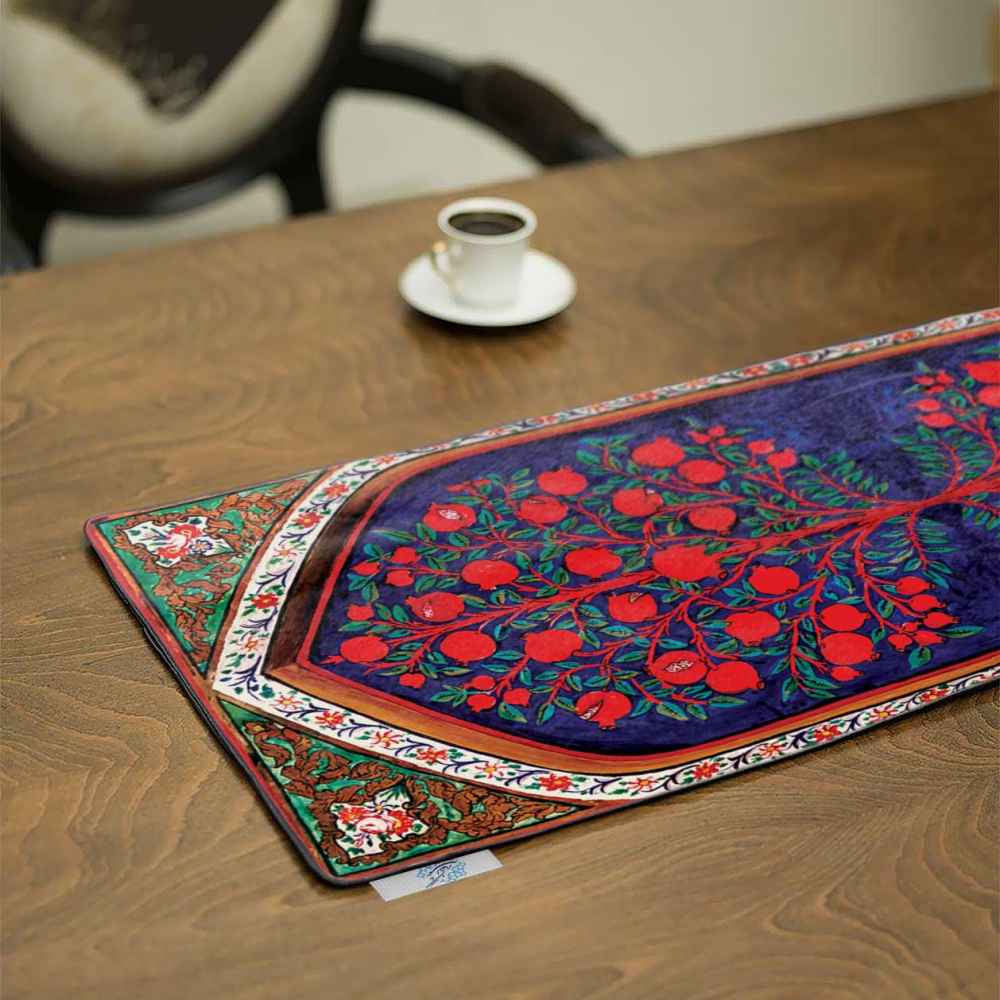 رومیزی مخمل قرمز طرح بهشت
