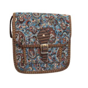 کیف دوشی ترمه بوهمی با طرح الهام گرفته از هنر ایرانی – آسمان