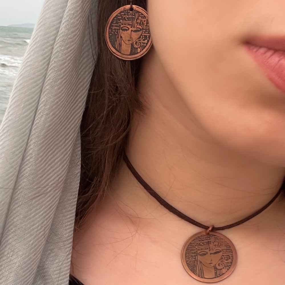 ست گردنبند و گوشواره مسی مدل رخ