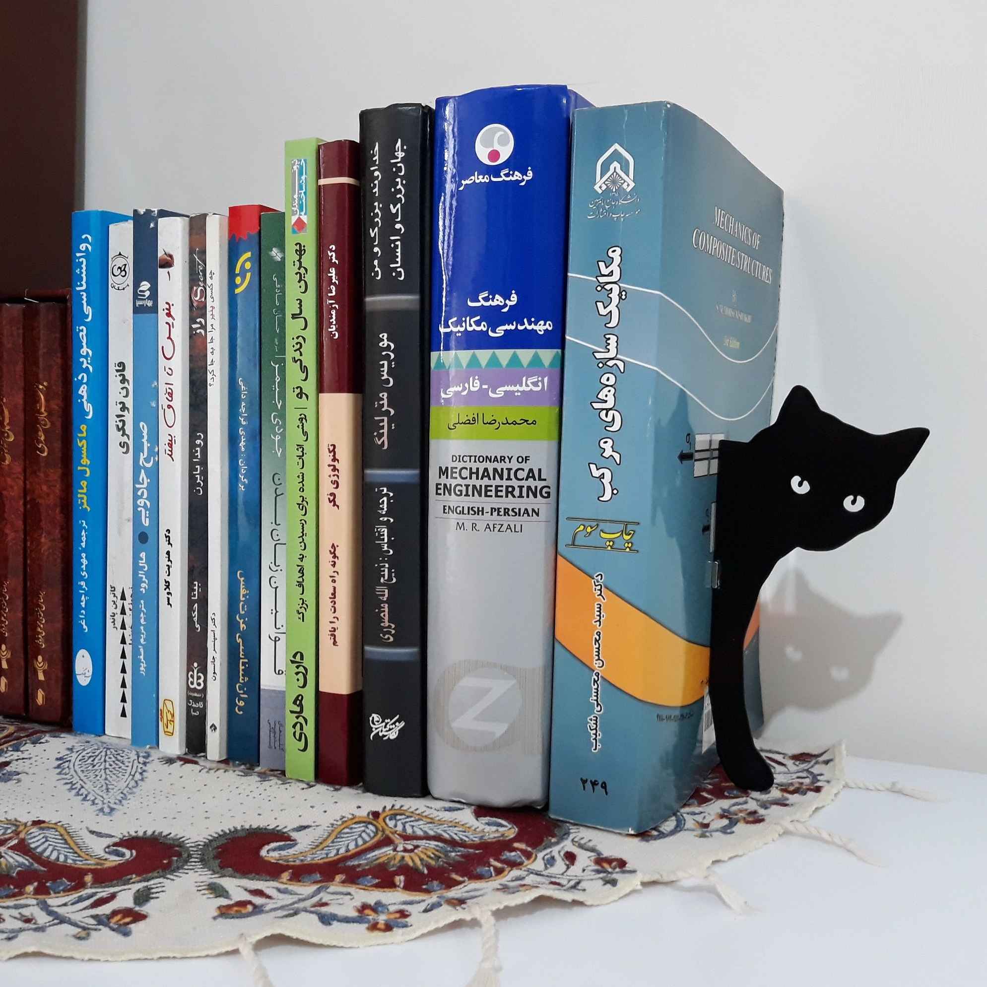 جاکتابی فلزی طرح گربه – مناسب برای دکوراسیون دنج یا الهام گرفته از حیوانات خانگی