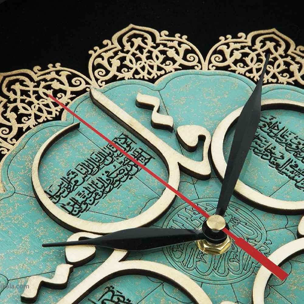 ساعت با طرح اسلامی با چوب منبت کاری شده 4 قل