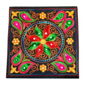 روکش کوسن گلدوزی شده – طرح گل سوزنی