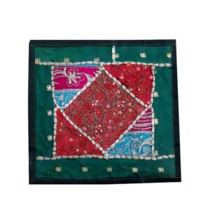 روکش کوسن گلدوزی شده – طرح جنگلی سوزانی