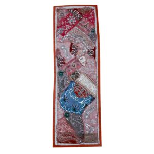 رومیزی دست‌دوز مدل هوراسا