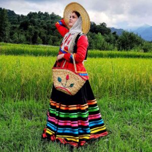 لباس سنتی گیلکی زنانه ایرانی