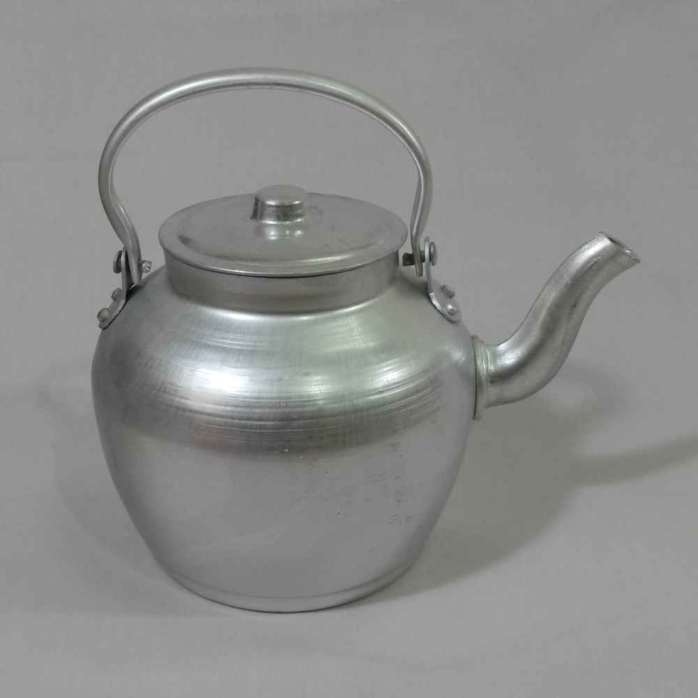 کتری کمپینگ سبک ۱ لیتری مخصوص فضای باز – مناسب برای آتش روشن کردن در کمپ