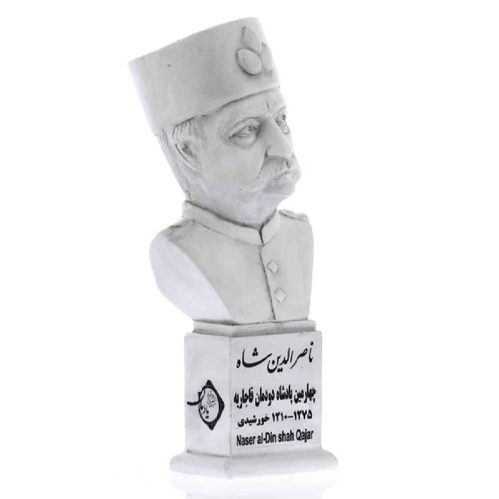 مجسمه مجسمه پادشاه ایرانی ناصرالدین شاه قاجار