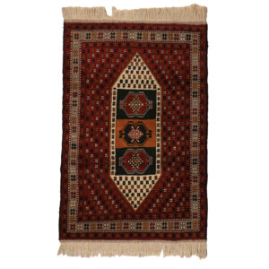 فرش دستباف خراسان (طرح سوها) طرح لوزی هندسی – پشم قرمز