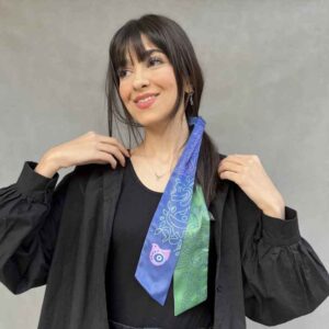 شال گردن ایرانی زنانه، حقی لوکس و پر جنب و جوش