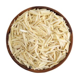 بادام خام ممتاز خلال شده (900 گرم) – برای راحتی خرد شده
