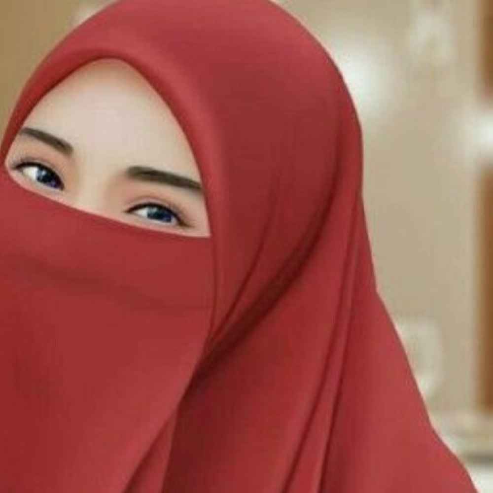 ست روسری و نقاب کرپ اسلامی چهارخانه قرمز آجری زنانه