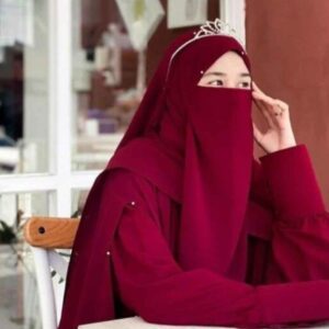 ست روسری و نقاب چهارخانه کرپ سرمه‌ای رنگ زنانه