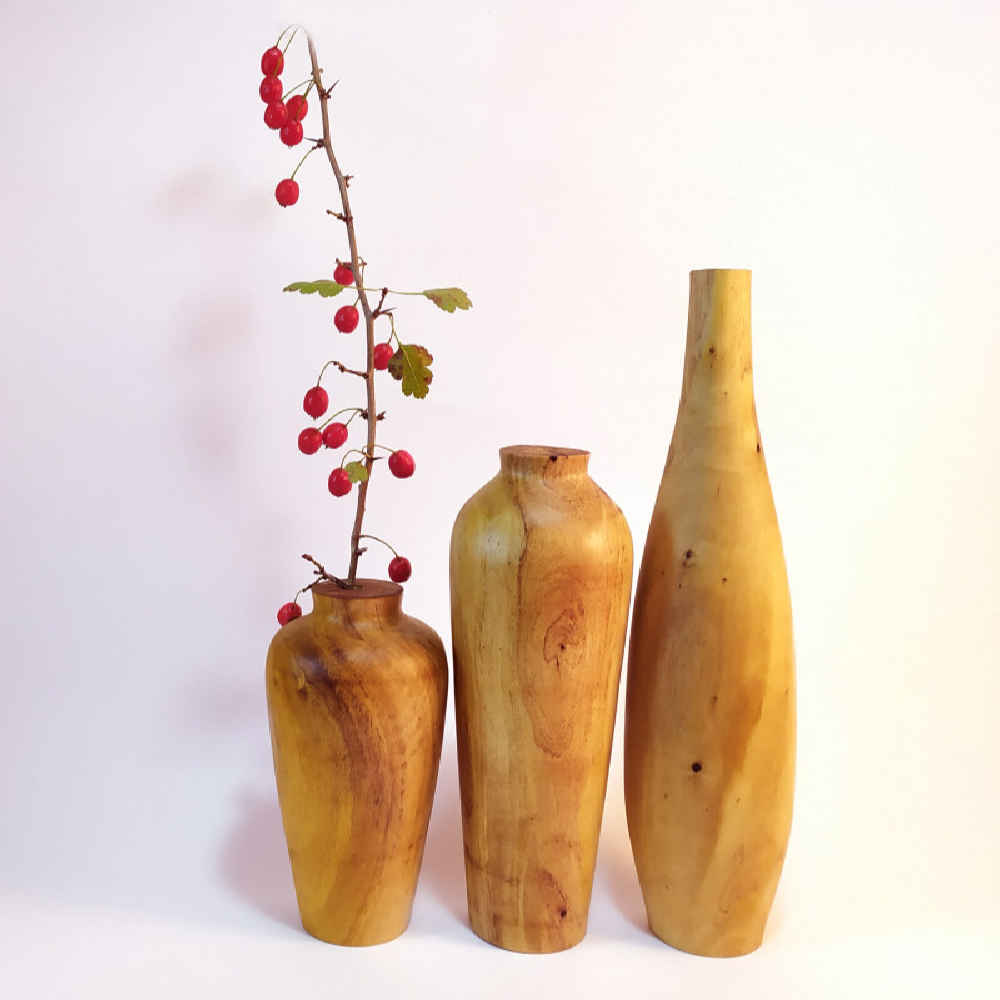 گلدان چوبی تزئینی سه‌عددی از چوب طبیعی با طراحی فتح، برای حس و حال هنری