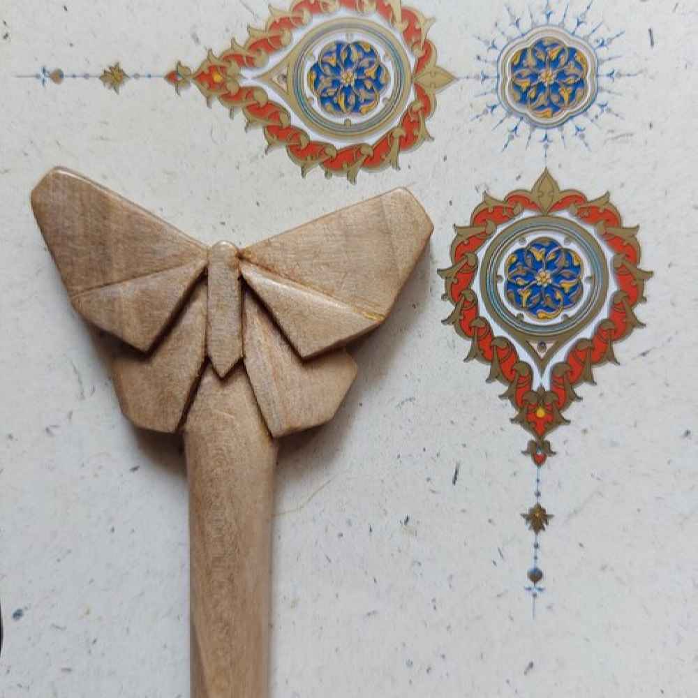 گیره موی چوبی طرح پروانه دست ساز سایز بزرگ