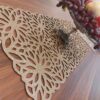 رومیزی طرح اکلیلی شیک از جنس چرم مصنوعی