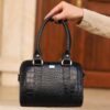 کیف دستی چرم Bauletto با طرح پوست ماری برای خانم‌ها