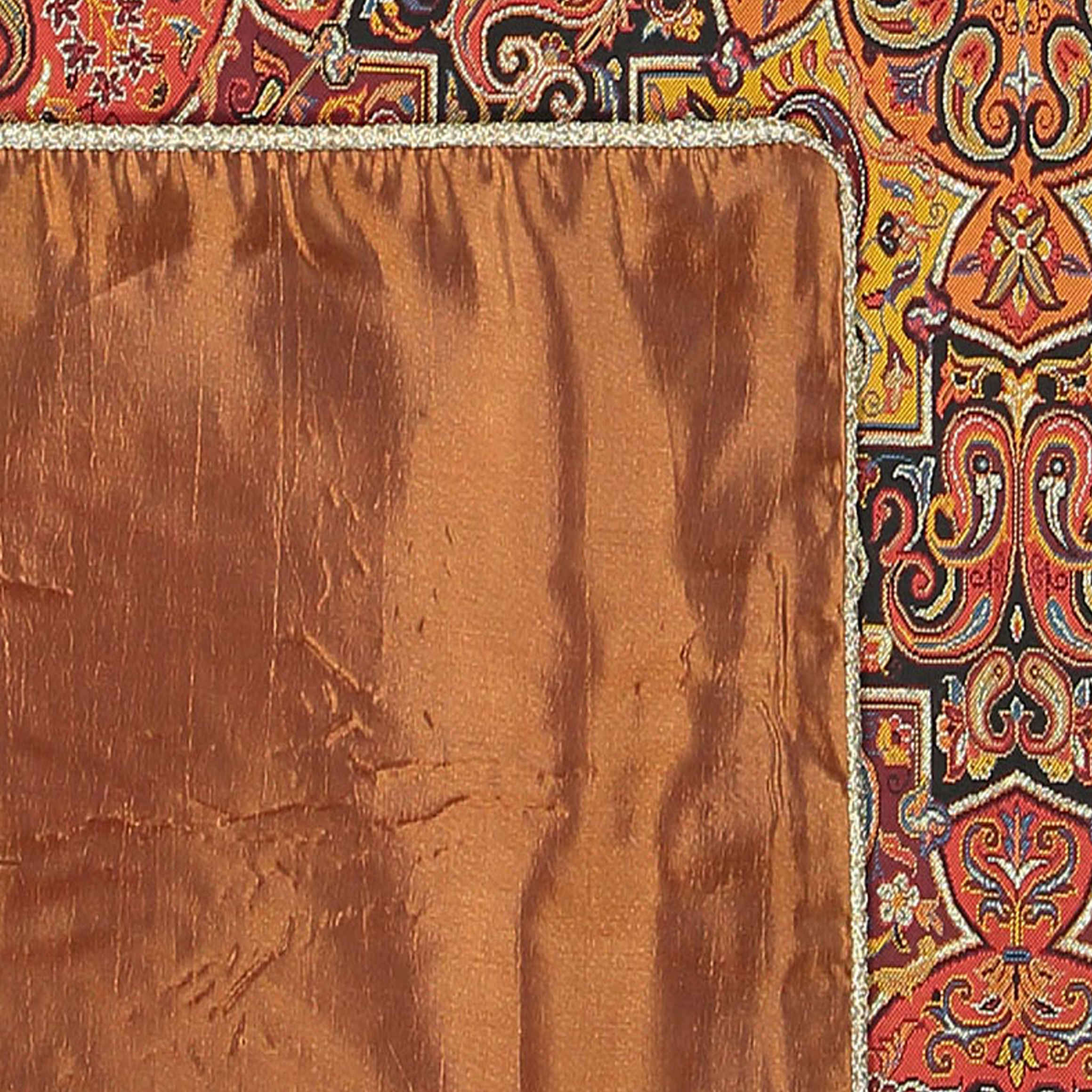 رومیزی ترمه ایرانی لوکس با طرح گل کریستالی