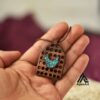 آویز چوبی تراشیده شده با نگین فیروزه، دست ساز، هنری، طرح پرنده امین