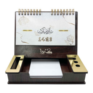 تقویم رومیزی فارسی ۱۴۰۳ با جای یادداشت و خودکار