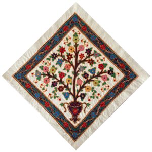 رومیزی دستباف ظریف پته کرمان طرح درخت زندگی