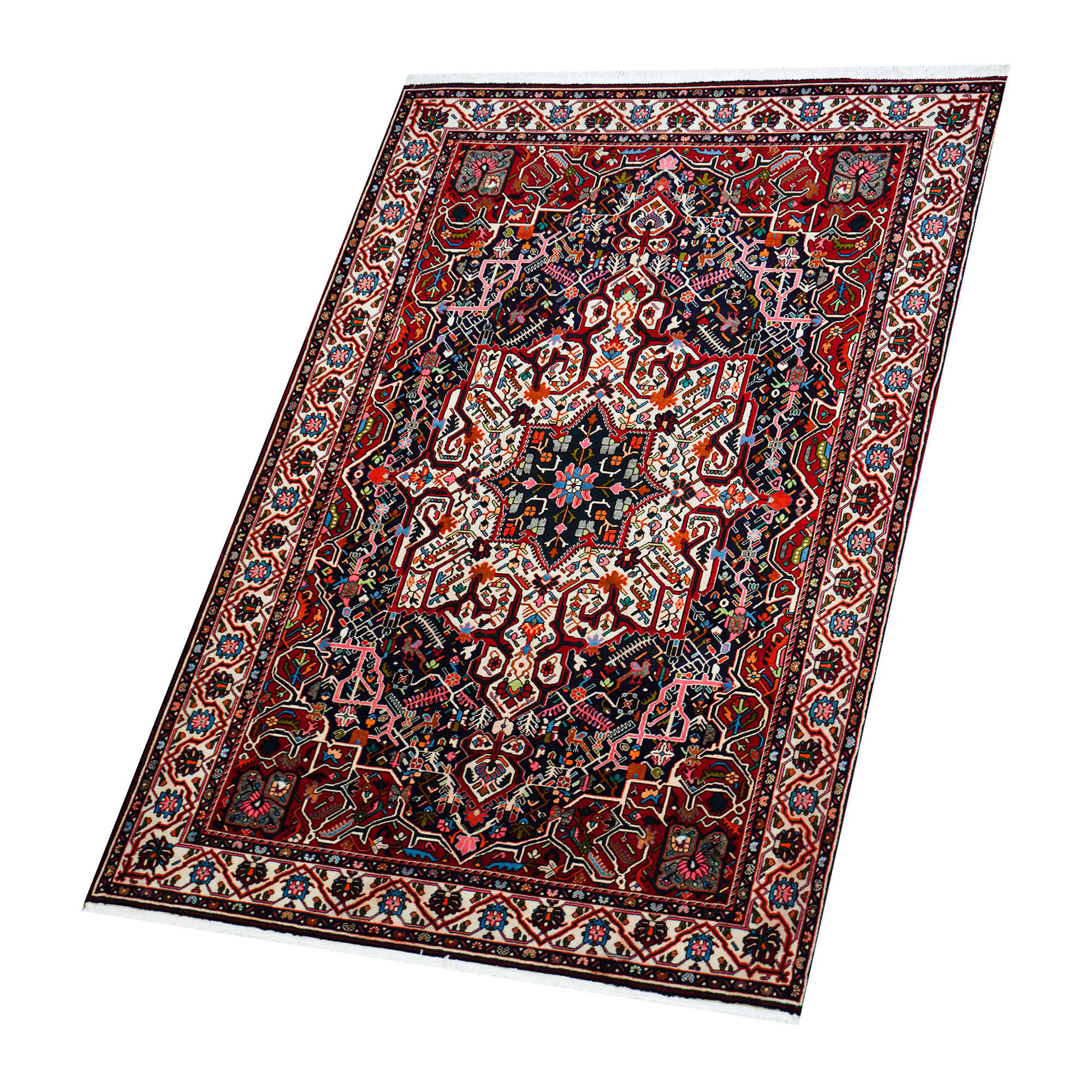 فرش دستباف هریس (بختیاری) طرح ترنج گل‌دار – پشم قرمز