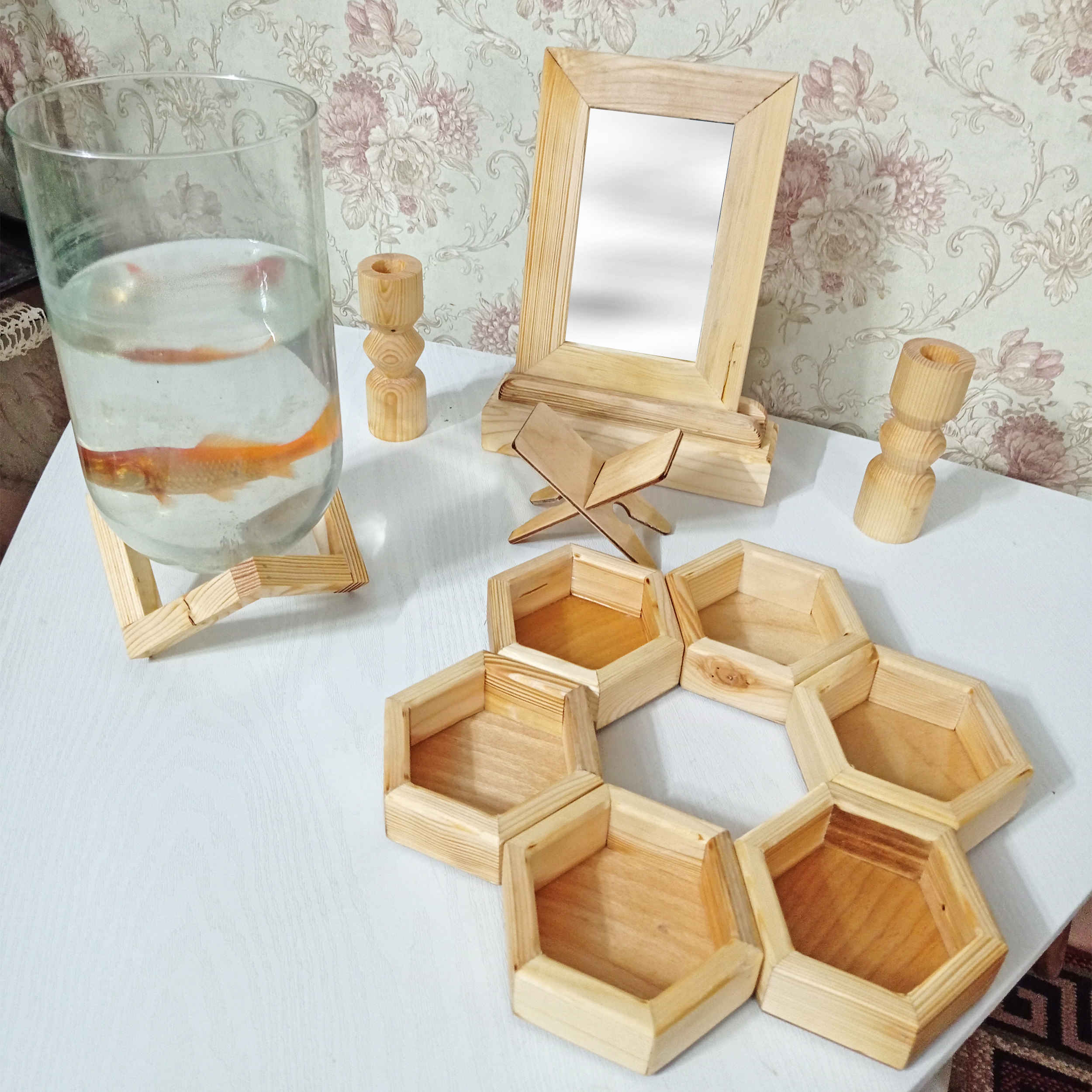 هفت سین چوبی به سبک روستیک برای جشن های نوروزی