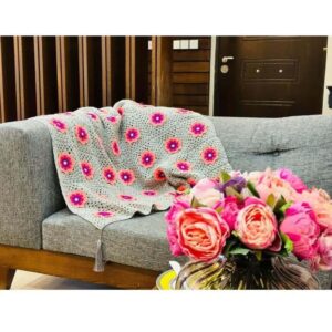روکش قلاب‌بافی برای مبل و تخت خواب گلدار بوهمی