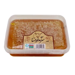 عسل چند گل ایرانی با لانه زنبوری – منطقه خوانسار (700 گرم)