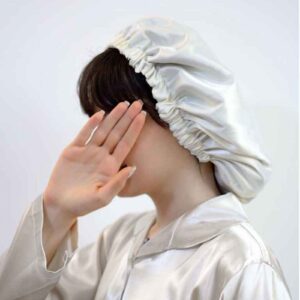 کلاه خواب زنانه ساتن مدل Bonnet سفید لوکس