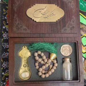 مجموعه هدایای اسلامی برای مسلمانان شامل مهر و تسبیح