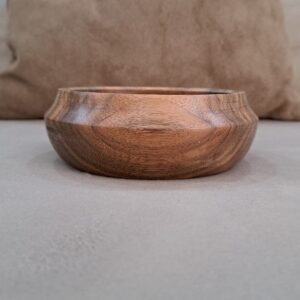 کاسه چوبی طبیعی ساخته شده از چوب گردو برای دکوراسیون منزل