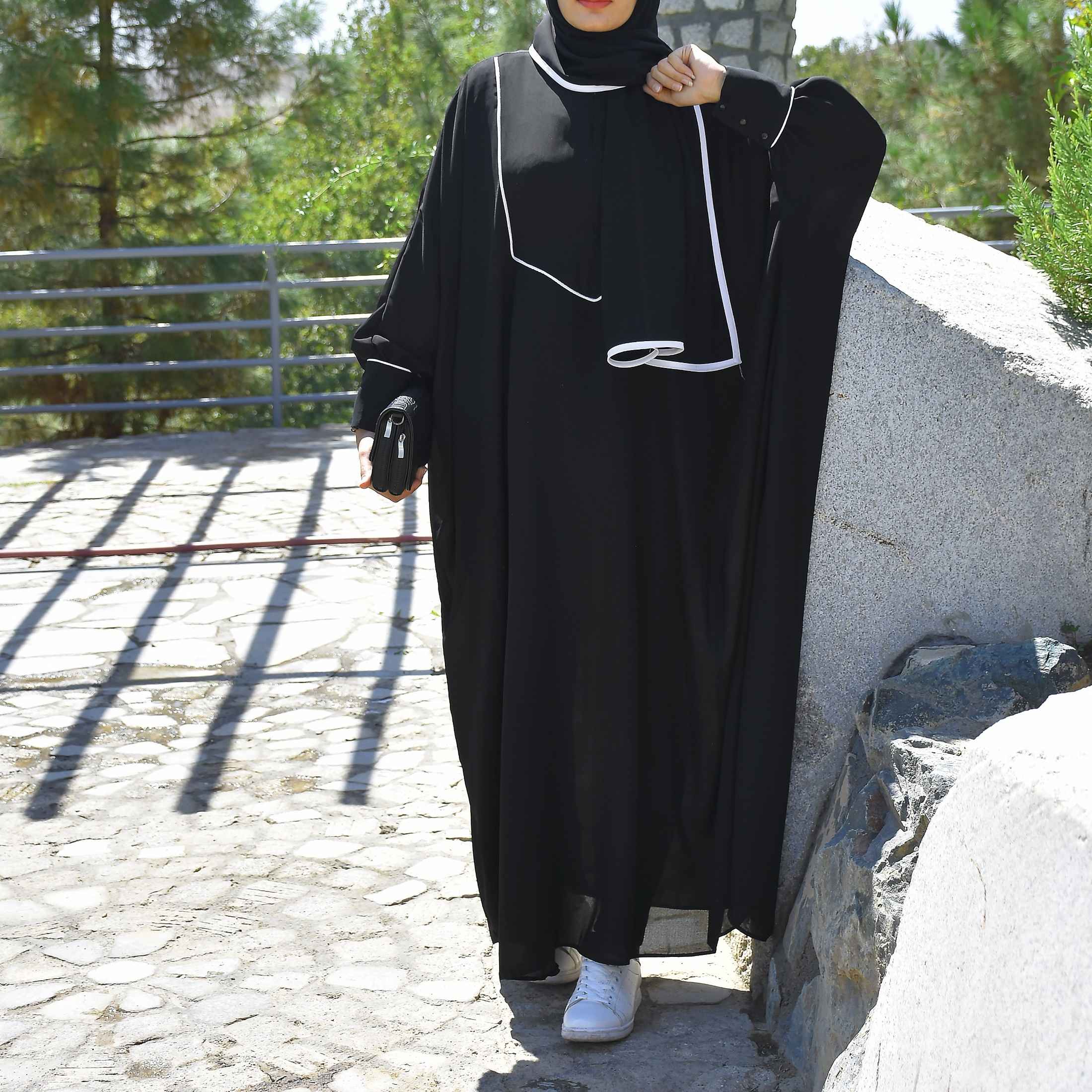 عبای گشاد و شیک برای زنان مسلمان با پارچه کرپ مشکی