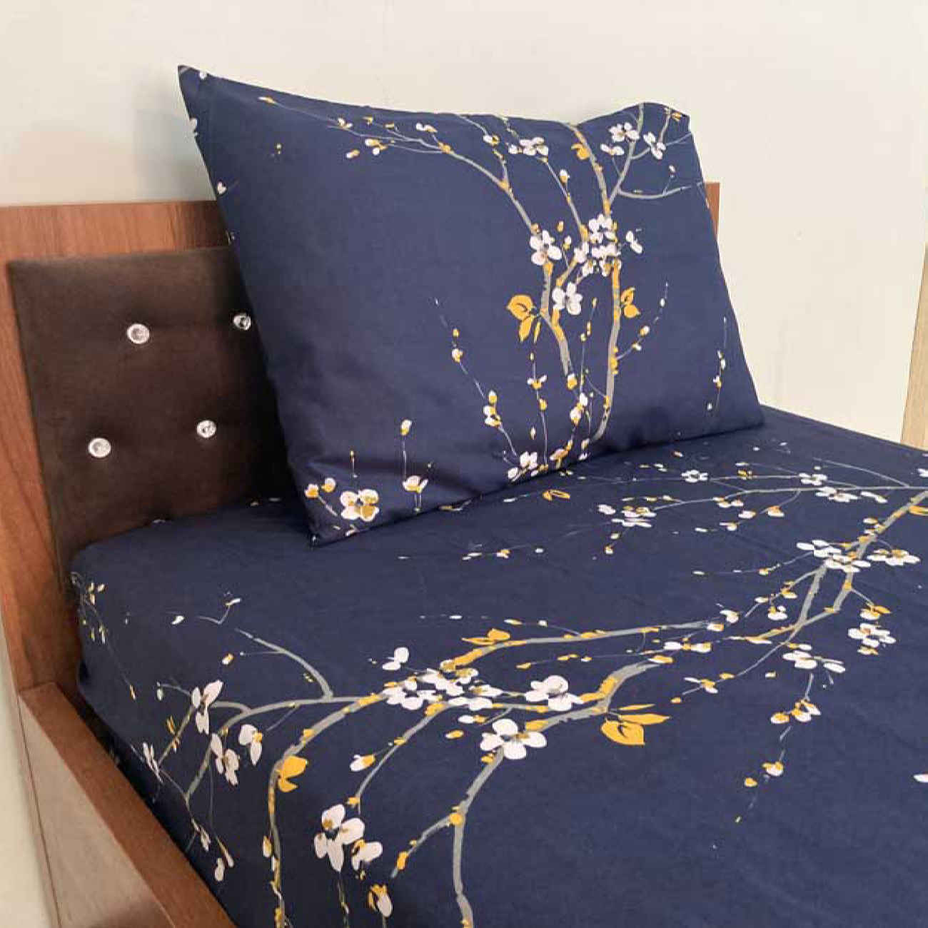 سرویس روتختی ۲ تکه طرح گلدار