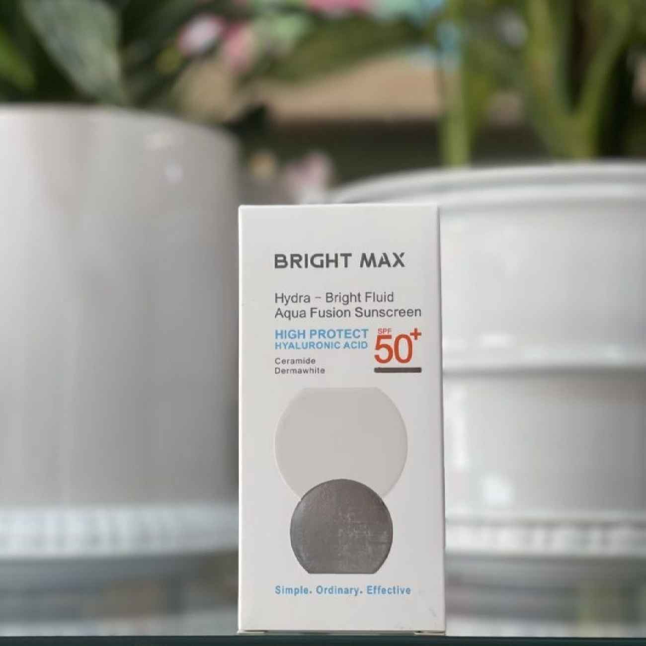 کرم ضد آفتاب ضد آکنه Brightmax SPF 50: محافظت نامرئی برای انواع پوست، 50 میلی لیتر