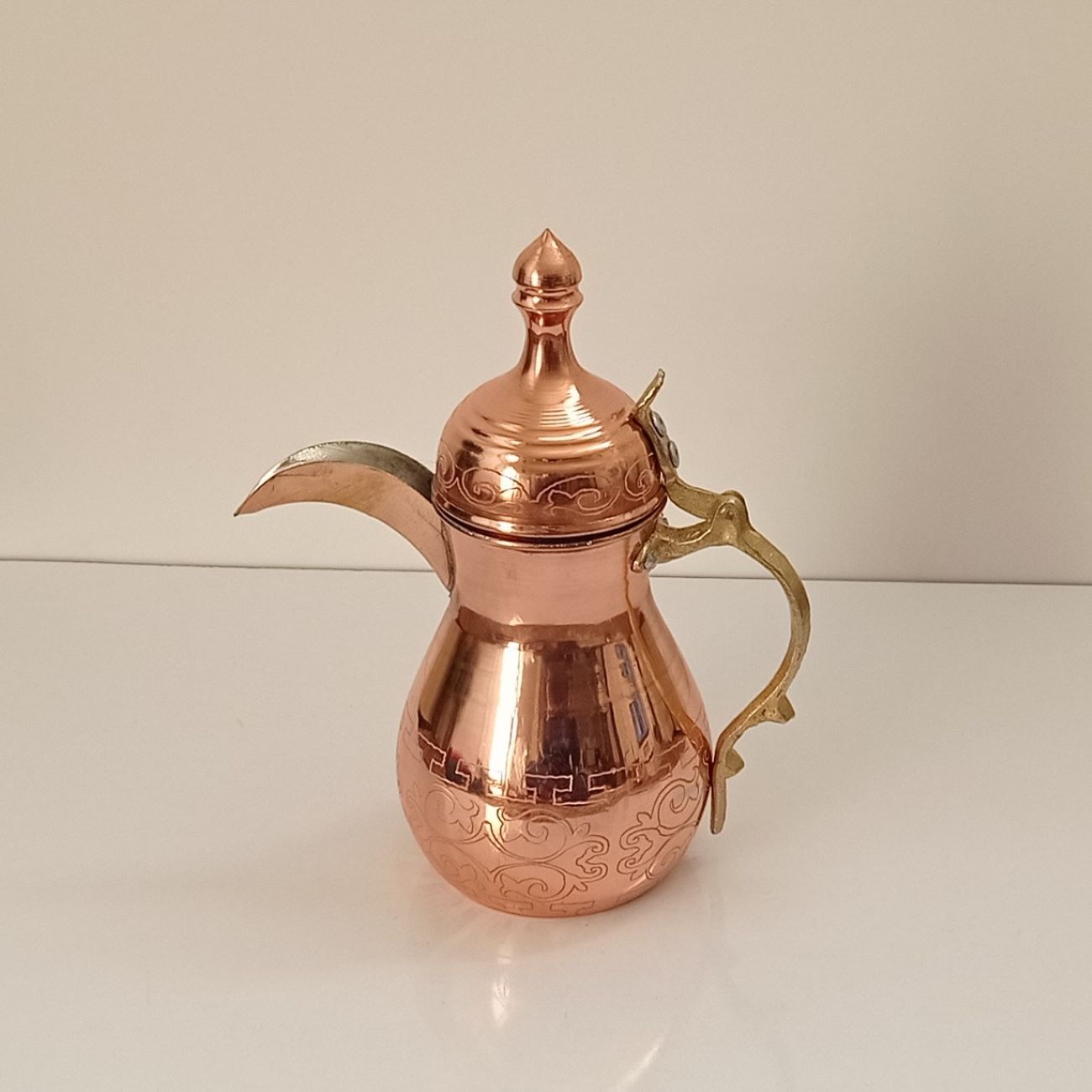 دله قهوه عربی مسی شیک و لوکس برای سرو و پذیرایی – مدل آسمان صاف