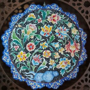 بشقاب مسی تزئینی طرح گلدار میناکاری ایرانی