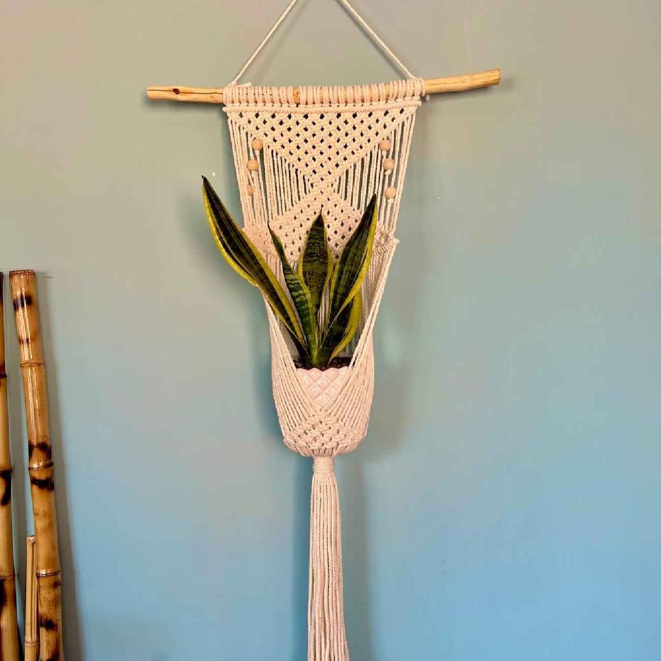 هنر ملیله دوزی دیواری زیبا و تزئینی Macrame با گلدان